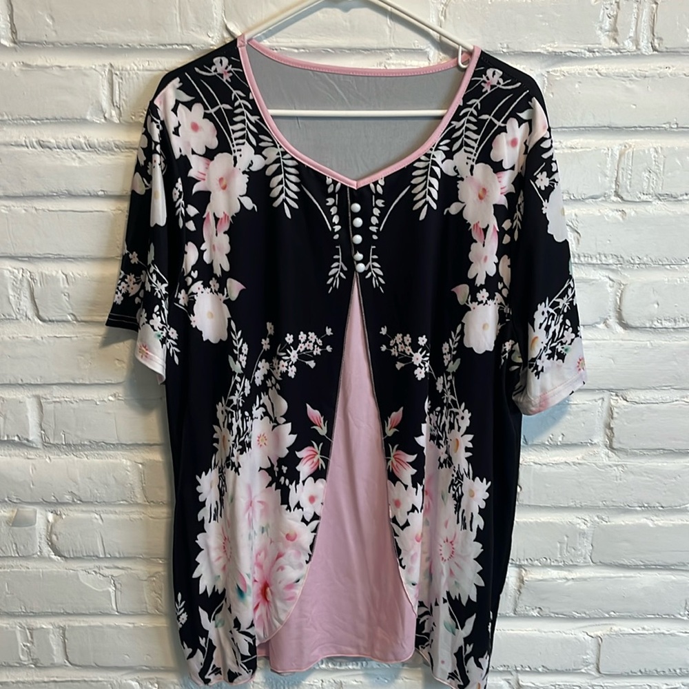 NWOT 3xl Cute top